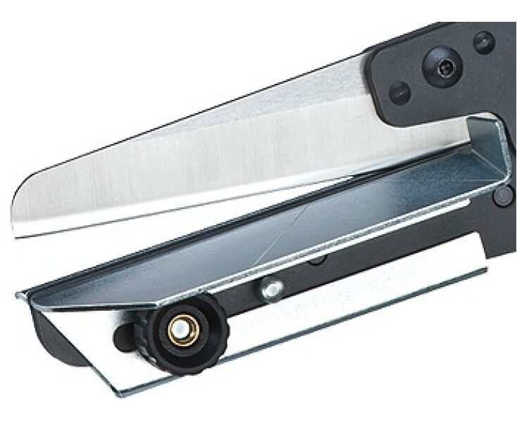 Ножницы для реза пластмассы и кабель-каналов (до 4 мм), нож сменный 110 мм, L-275 мм, легкий рез за счёт спец. коленчатого рычага, чёрн., 2-к ручки KNIPEX KN-950221